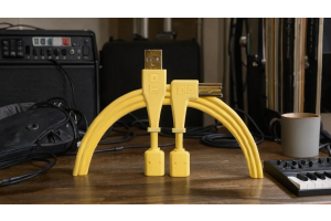 Zapomnisz, że masz kable, jeśli są dobre. Jak Chroma Cable zmienia porządek w torbie?
