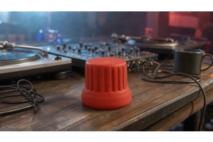 Jak przyspieszyć pracę w DAW? Kontroler MIDIPLUS BK492